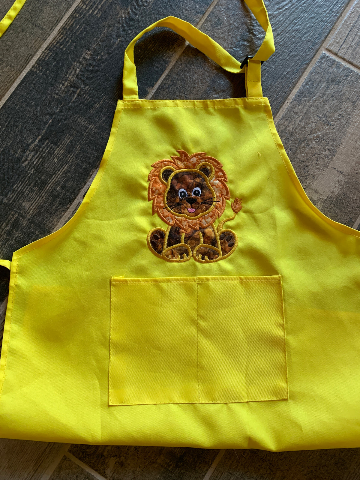 Fierce Lion Kids Apron – Handmade Applique Baking Apron for Children Ages 2-13