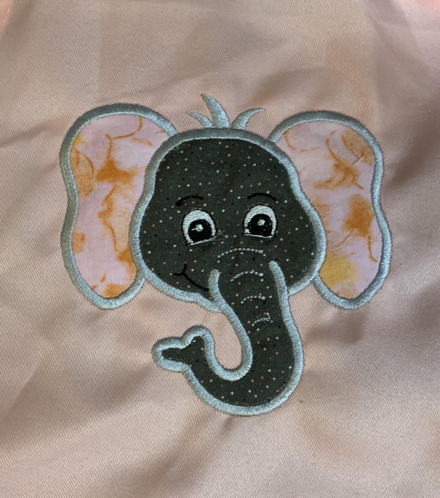Forgetful Elephant - Applique